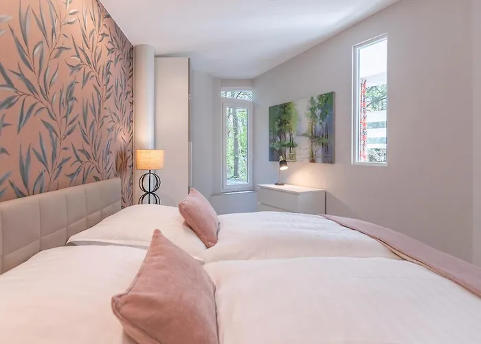 Stadtpavillon Muehlenau * Husum (Schleswig-Holstein)